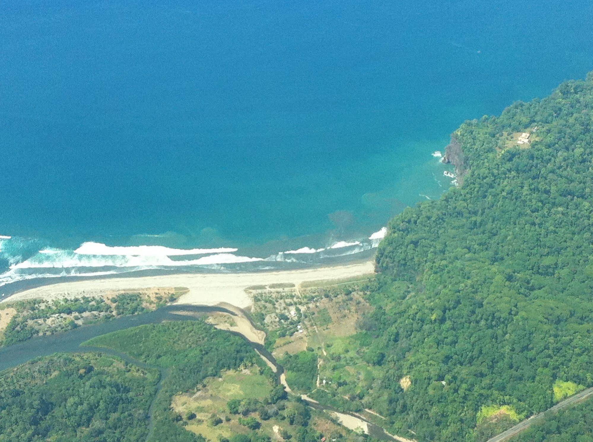Hotel Villas Gaia Uvita Luaran gambar